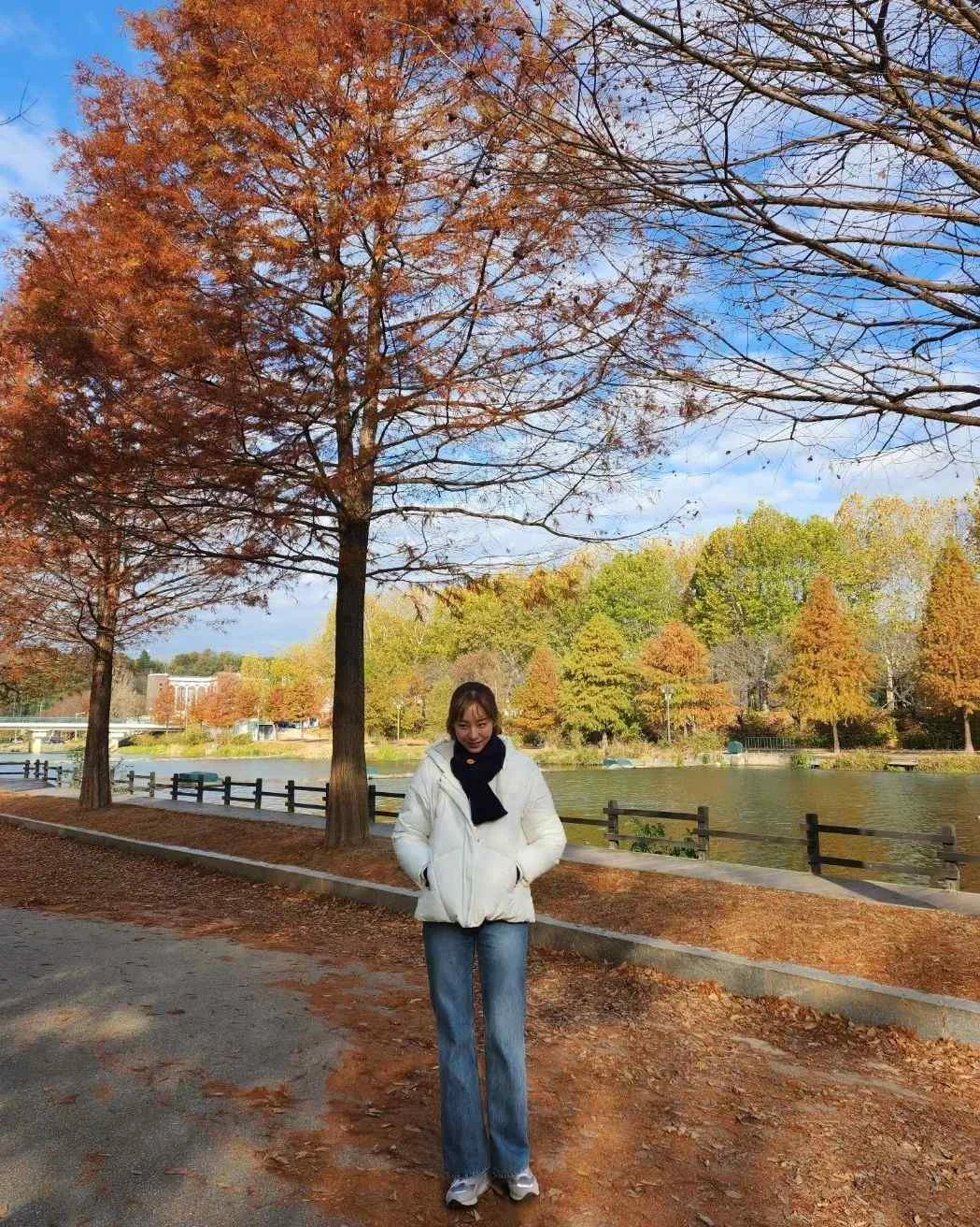 Uee - uee-hot-23.webp